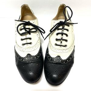 Barneys New York Italian Leather Saddle Oxfords